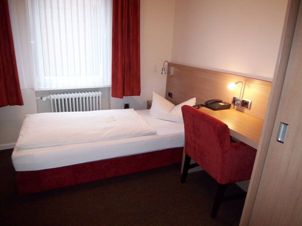 Hotel Sprenz オルデンブルク エクステリア 写真