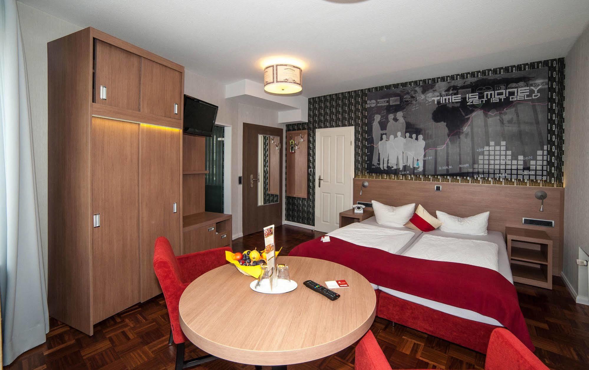 Hotel Sprenz オルデンブルク エクステリア 写真